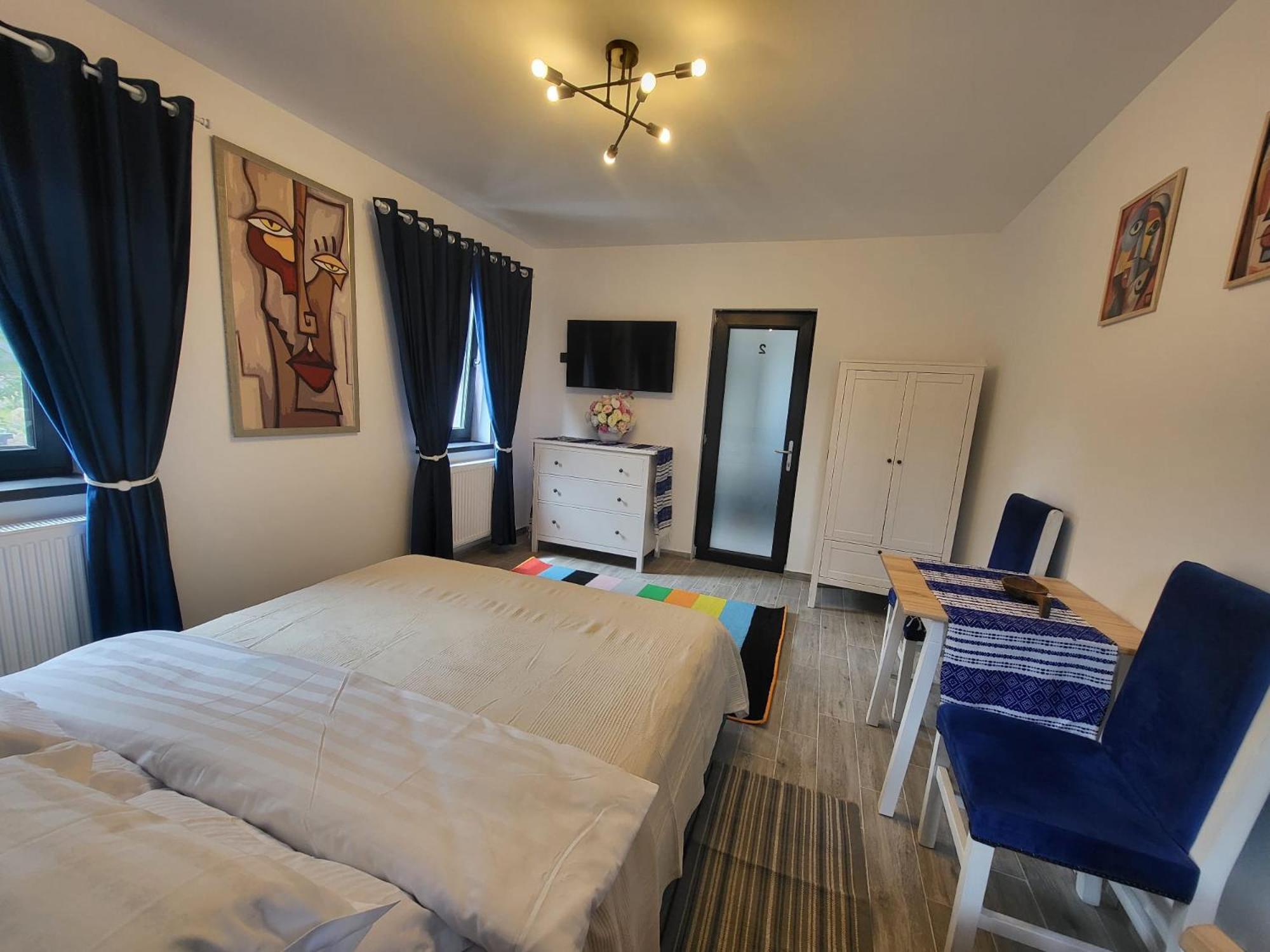 Pensiunea Casa Dacilor Podeni Buitenkant foto