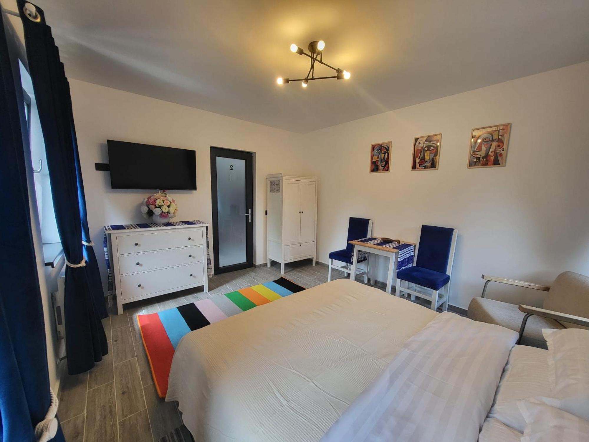 Pensiunea Casa Dacilor Podeni Buitenkant foto
