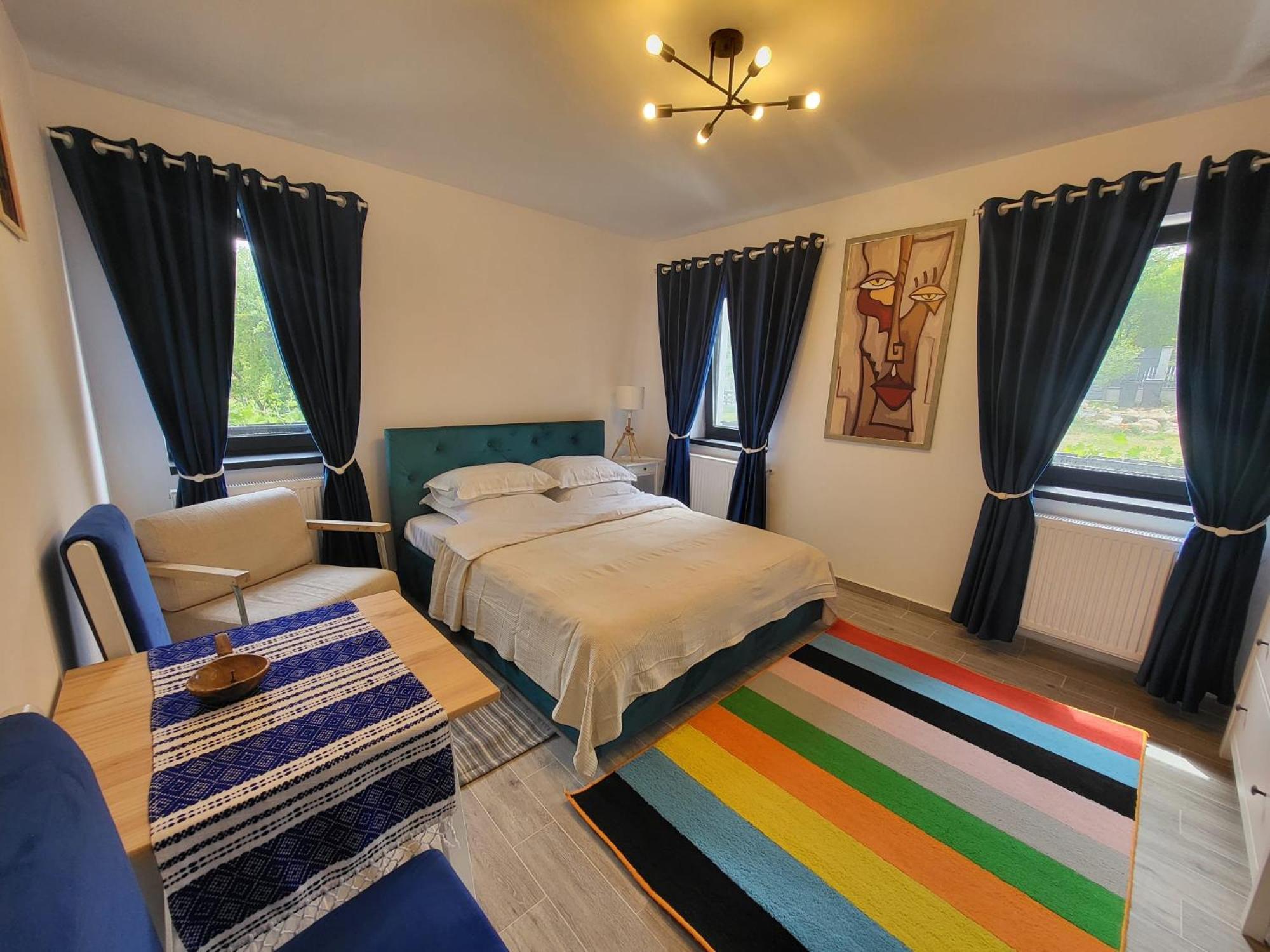 Pensiunea Casa Dacilor Podeni Buitenkant foto