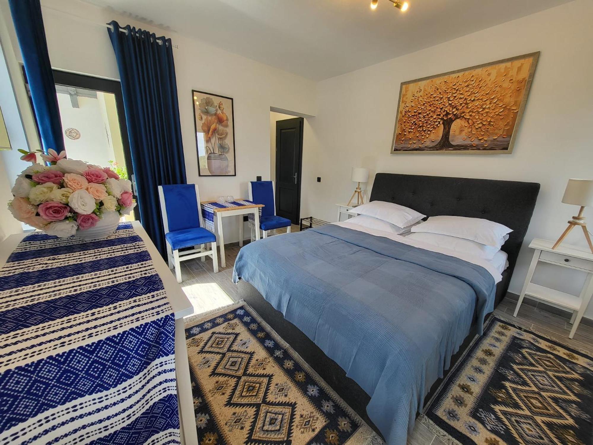 Pensiunea Casa Dacilor Podeni Buitenkant foto